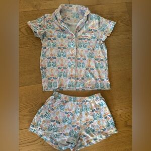 Roller Rabbit size XS in VGUC to be on the safe side